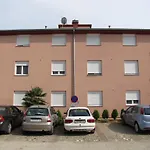 Apartment Aldo