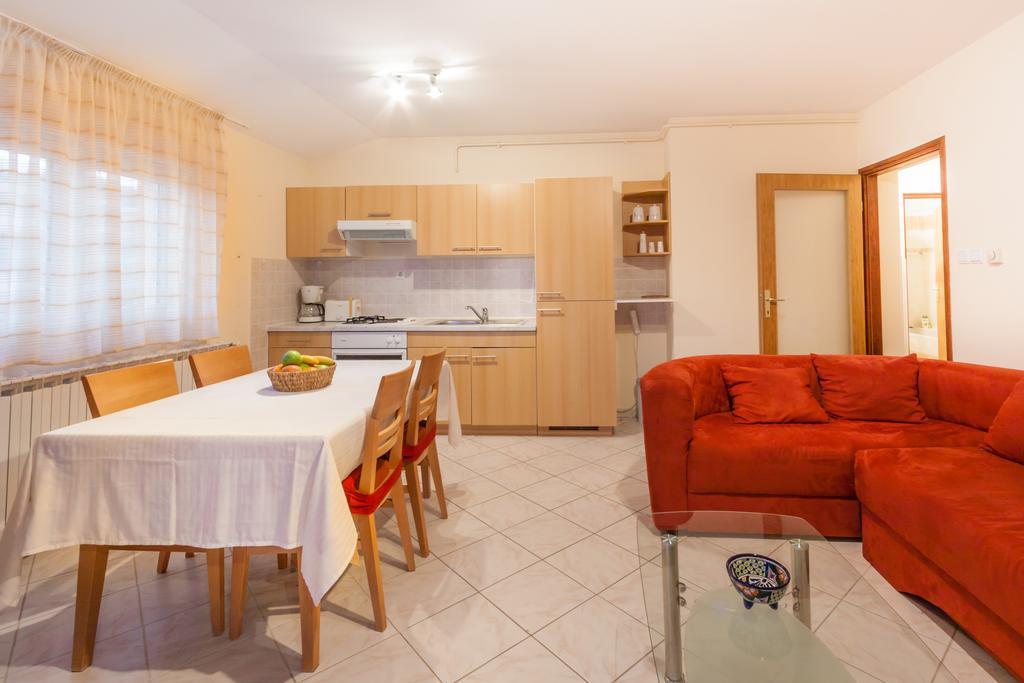 Apartment Aldo * Pula